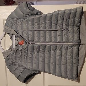 My Anorak Grey Quilted Short Sleeve Puffer Vest Large